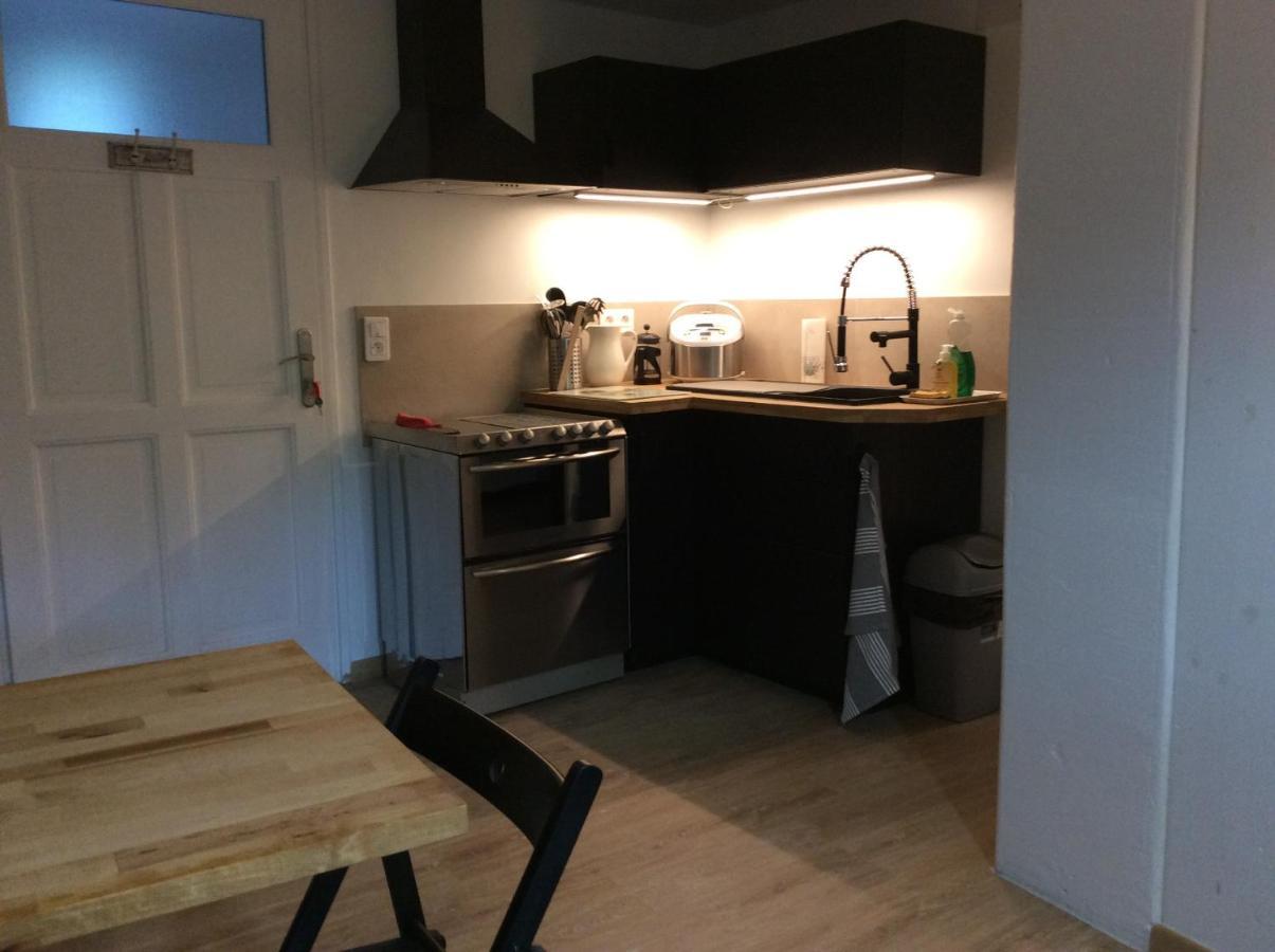 Apartament Simplicite Et Confort En Luberon Ménerbes Zewnętrze zdjęcie