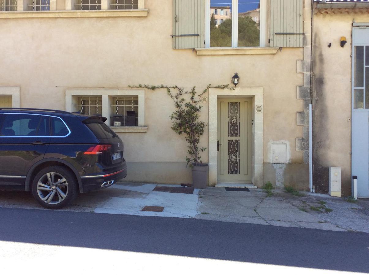 Apartament Simplicite Et Confort En Luberon Ménerbes Zewnętrze zdjęcie